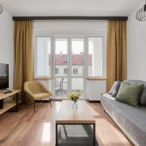 Norwida With Balcony Downtown By Renters , Wrocław Polska