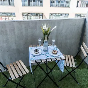 Rent Like - Slonimskiego 2 , Wrocław Polska